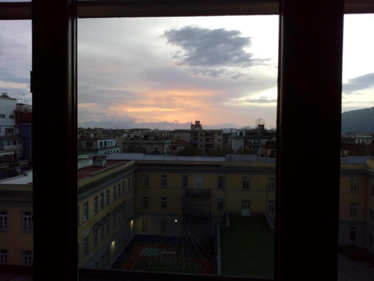 Rosso Di Sera Nápoly Kültér fotó