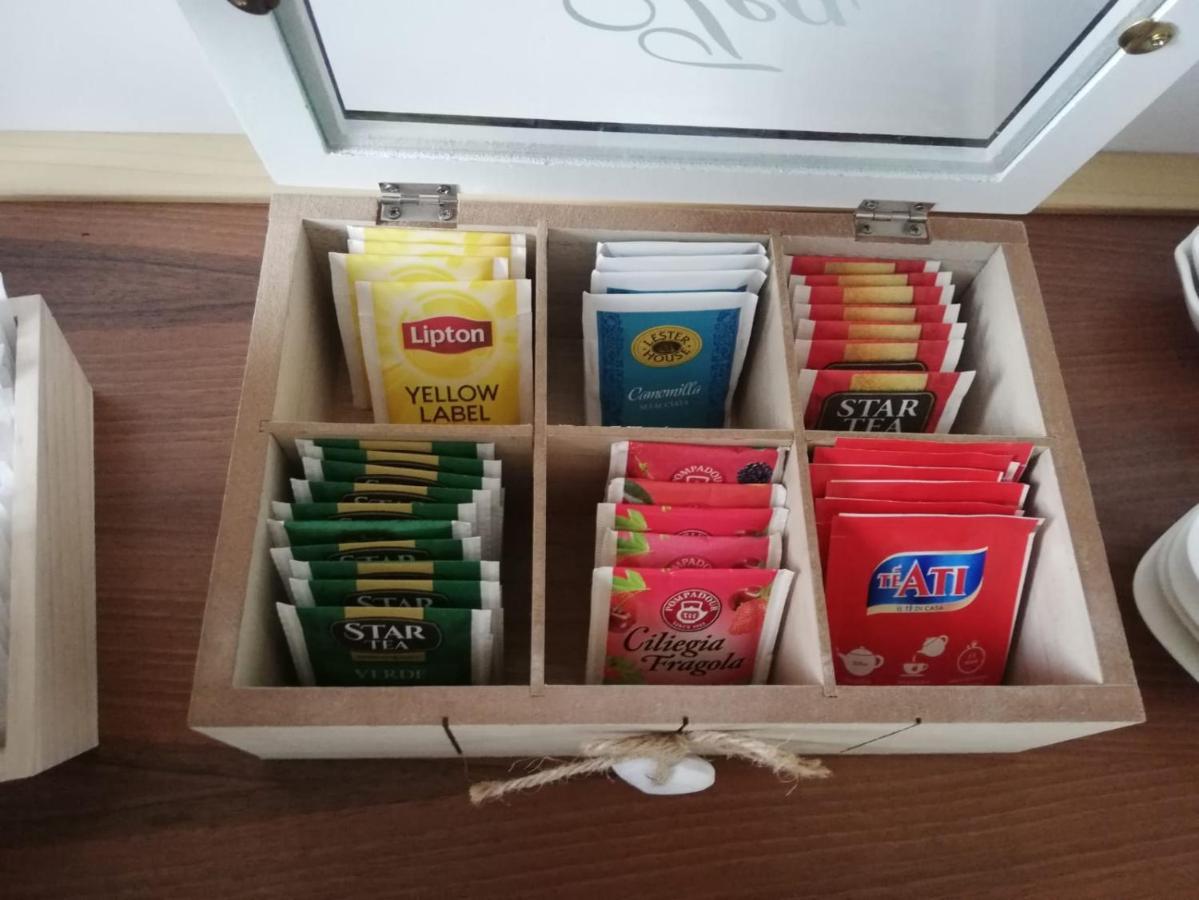 Rosso Di Sera Nápoly Kültér fotó
